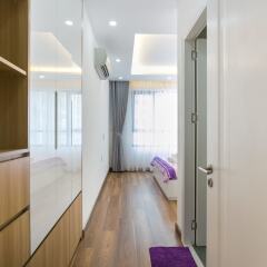 Апартаменты Saigon Apartment The Gold View в номере