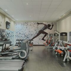 Sheraton Brussels Airport Hotel фитнесс-зал фото 2