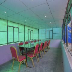 Отель OYO 275 Sunshine Garden Resort Непал, Катманду - отзывы, цены и фото номеров - забронировать отель OYO 275 Sunshine Garden Resort онлайн помещение для мероприятий