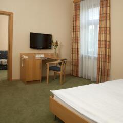 Hotel Lucia удобства в номере