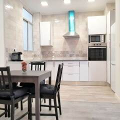 Отель Apartamento Pintor Salvador Abril в номере фото 2
