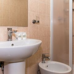 Отель Best Suites Pantheon Италия, Рим - отзывы, цены и фото номеров - забронировать отель Best Suites Pantheon онлайн ванная