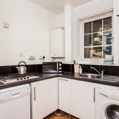 Отель Riverside Cutty Sark 2 Bedroom Retreat Лондон в номере фото 2