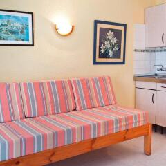 Отель Apartamentos Playa Sol I комната для гостей