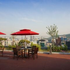 Отель ibis Ambassador Insadong Южная Корея, Сеул - 2 отзыва об отеле, цены и фото номеров - забронировать отель ibis Ambassador Insadong онлайн бассейн фото 2