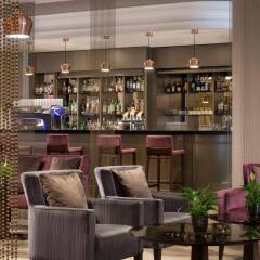 Отель The Westin Zagreb гостиничный бар
