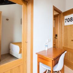 Отель Hostal Estela Испания, Мадрид - отзывы, цены и фото номеров - забронировать отель Hostal Estela онлайн удобства в номере