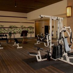 Отель The Gurney Resort Hotel & Residences Малайзия, Пенанг - 1 отзыв об отеле, цены и фото номеров - забронировать отель The Gurney Resort Hotel & Residences онлайн фитнесс-зал