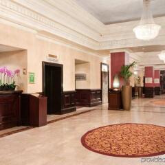 Отель Hilton Brighton Metropole Великобритания, Брайтон - отзывы, цены и фото номеров - забронировать отель Hilton Brighton Metropole онлайн интерьер отеля