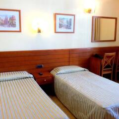 Hotel Toledano Ramblas Барселона комната для гостей