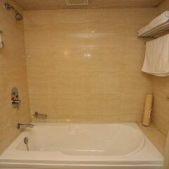 Отель Sunjoy Inn ванная