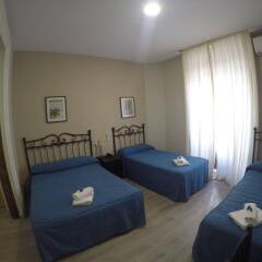 Отель Hostal El Pilar комната для гостей фото 5