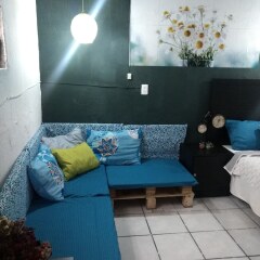 Отель Hostal Gato Azul Habitaciones Privadas Мексика, Гвадалахара - отзывы, цены и фото номеров - забронировать отель Hostal Gato Azul Habitaciones Privadas онлайн комната для гостей фото 2