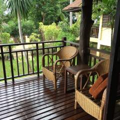 Отель Coral Cliff Beach Resort Samui Таиланд, Самуи - 2 отзыва об отеле, цены и фото номеров - забронировать отель Coral Cliff Beach Resort Samui онлайн балкон