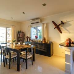 Отель On The Beach Villa by Lofty в номере