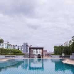 Golden Pearl Hotel Бангкок бассейн фото 2