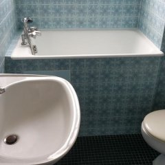 Luxia Hotel in Paris, France from 212$, photos, reviews - zenhotels.com bathroom