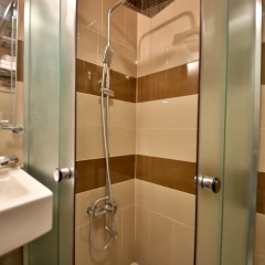 Апартаменты Midtown Furnished Apartments ОАЭ, Аджман - отзывы, цены и фото номеров - забронировать отель Midtown Furnished Apartments онлайн ванная фото 2