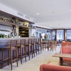 Отель Maristel & Spa Испания, Эстелленс - отзывы, цены и фото номеров - забронировать отель Maristel & Spa онлайн гостиничный бар