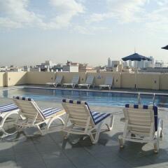 Royal Ascot Hotel бассейн фото 2
