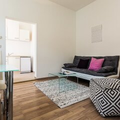Апартаменты Holiday & Business Apartments Vienna Вена комната для гостей фото 3