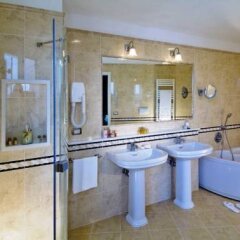 Отель Tritone Terme Италия, Абано-Терме - отзывы, цены и фото номеров - забронировать отель Tritone Terme онлайн ванная фото 2