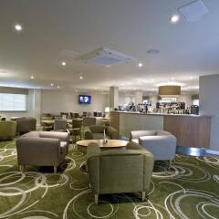 Mercure Newbury West Grange Hotel гостиничный бар