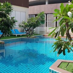 Отель FuramaXclusive Sathorn, Bangkok бассейн фото 3