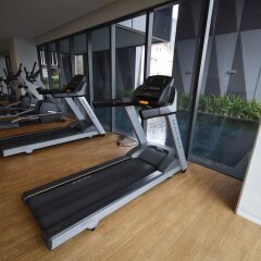Отель BoonRumpa Condotel фитнесс-зал