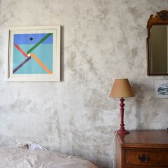 Апартаменты Cosy 1 Bedroom Apartment in 14th Paris сейф в номере