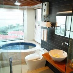 Апартаменты 18 Degrees Blue Holiday Apartment ванная фото 2