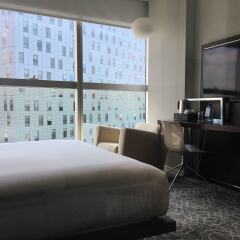 Отель The Gates Diagonal Barcelona сейф в номере