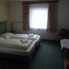 Schwarzes Roessl Hotel комната для гостей фото 4