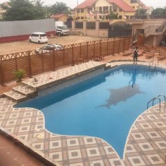 Lou Ralph Hotel in Accra, Ghana from 53$, photos, reviews - zenhotels.com pool