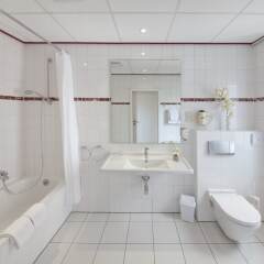 Novum Hotel Holstenwall Hamburg Neustadt ванная фото 2