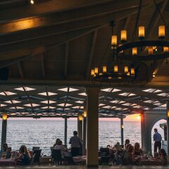 Отель Sea Breeze гостиничный бар