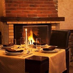 Отель Chiflika Family Hotel Болгария, Асеновград - отзывы, цены и фото номеров - забронировать отель Chiflika Family Hotel онлайн интерьер отеля