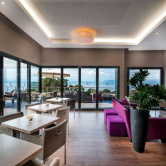 Отель Hilton Evian-les-Bains интерьер отеля фото 2