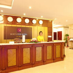 Romeliess Hotel интерьер отеля