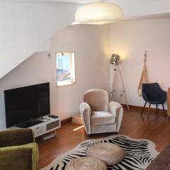 Апартаменты Quiet and Sunny central Lisbon apartment комната для гостей