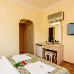 Magic Tulip Beach Hotel Турция, Олудениз - отзывы, цены и фото номеров - забронировать отель Magic Tulip Beach Hotel онлайн удобства в номере