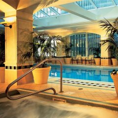 Отель Fairmont Royal York Hotel Канада, Торонто - отзывы, цены и фото номеров - забронировать отель Fairmont Royal York Hotel онлайн бассейн