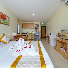 Апартаменты Granda Trung Hoa Apartment комната для гостей фото 3