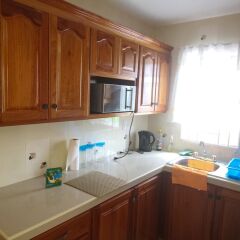 Отель Belaire Vacation Home в номере
