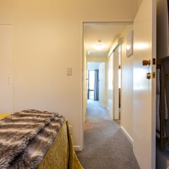 Alpine Gold With Incredible Lake Views SPA in Queenstown, New Zealand from 417$, photos, reviews - zenhotels.com guestroom photo 2