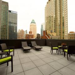 Отель Hilton Garden Inn New York/Central Park South-Midtown West балкон