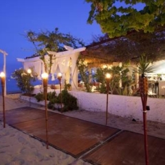 Отель Hostal Talamanca фото 2