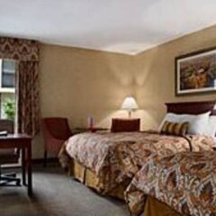 Ramada Plaza Hotel And Conference Center Колумбус комната для гостей фото 3