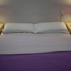 Отель Hostal MiMi Las Ramblas комната для гостей фото 4