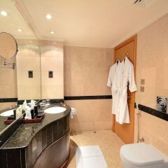 Отель Sofaraa Al Huda Hotel Саудовская Аравия, Медина - отзывы, цены и фото номеров - забронировать отель Sofaraa Al Huda Hotel онлайн ванная фото 2
